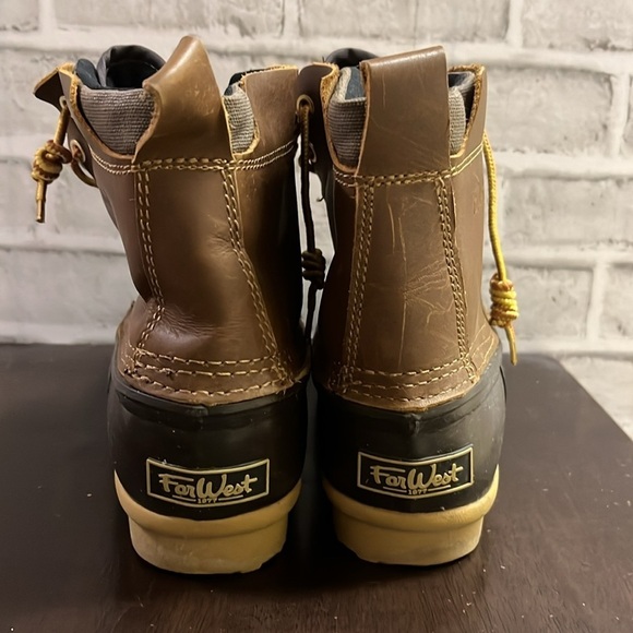 Far West, Insulated Duck Boots, Size 10 waterproof - Picture 4 of 9